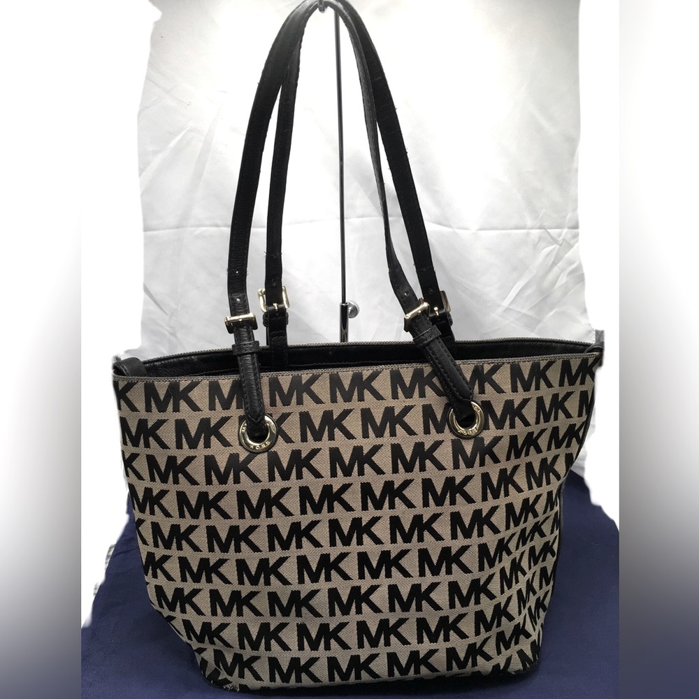 Michael Kors Jet Set Monogram Logo Tote Shoulder Handbag